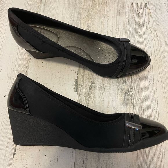 Time and Tru Shoes - Time and Tru Wedge Heel